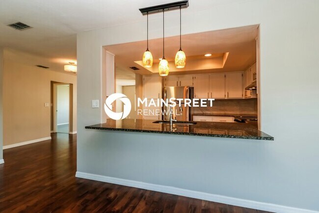 Photo - 3 Bedroom Pet-Friendly Home in New Port Richey, FL with Main Street Renewal
