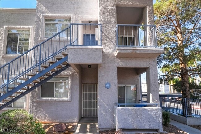 Building Photo - 2201 Ramsgate Dr Unit 128 Rental