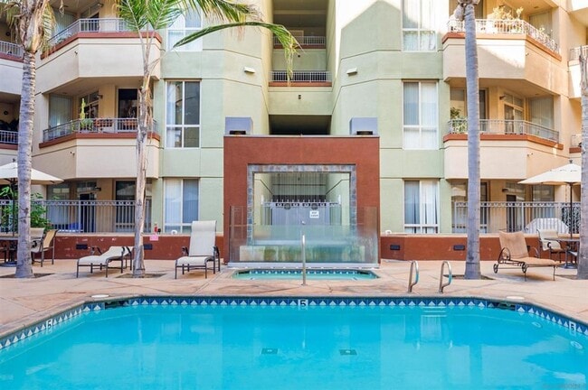 Photo - Beautiful One Bedroom Condo in the " Piazza Palermo." building! Pet considered!!