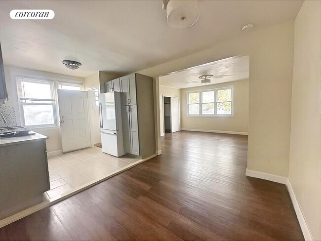 Photo - 65 Conklin Ave