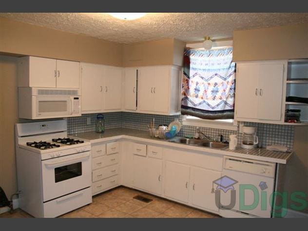 Photo - 818 N 10th St Unidad 2