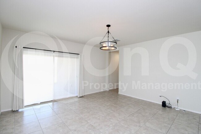 Photo - 1238 E Denvil Dr