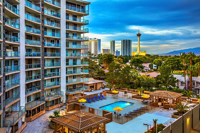 Country Club Towers - Country Club Towers Apartments