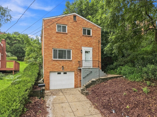 Photo - 56 Pointview Rd