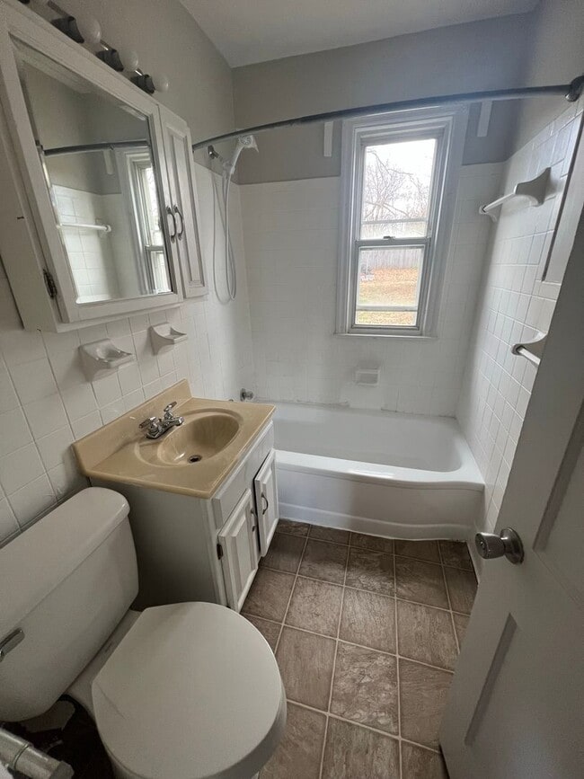 Photo - 617 Hershberger Rd NW