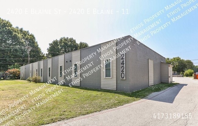 Building Photo - 2420 E Blaine St Unit 11
