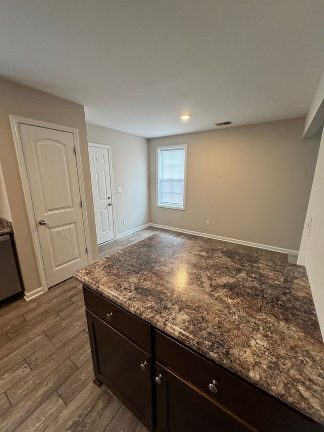 Photo - Charming 3 bed 2 bath home in Smyrna near I24 and I840