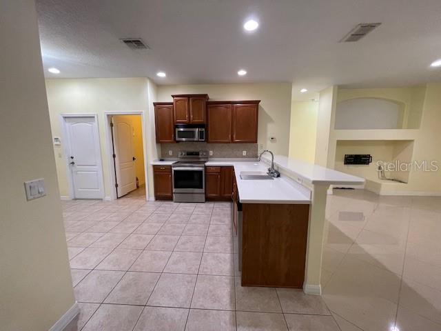 Photo - 201 Goldie St