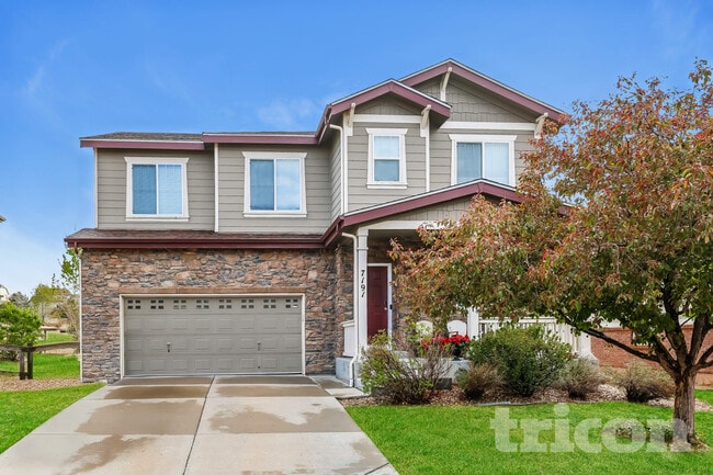 Building Photo - 7191 S Oak Hill Cir