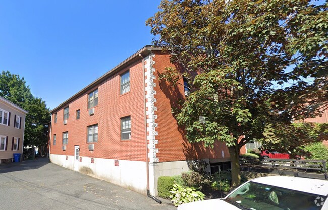 Building Photo - 1 Fountain St Rental