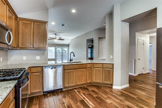 1314 Brighton Bend Ln