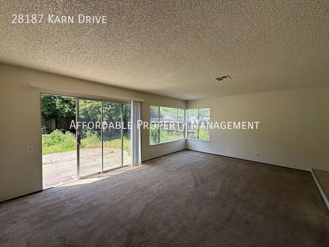 Photo - 28187 Karn Dr