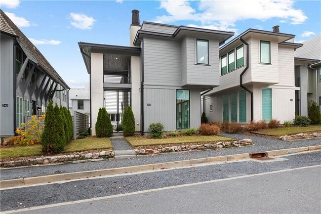 Building Photo - 255 High St