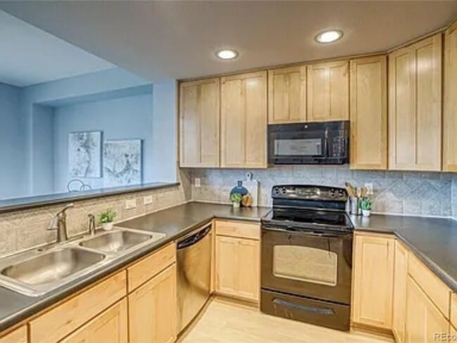 Photo - 23070 York Ave