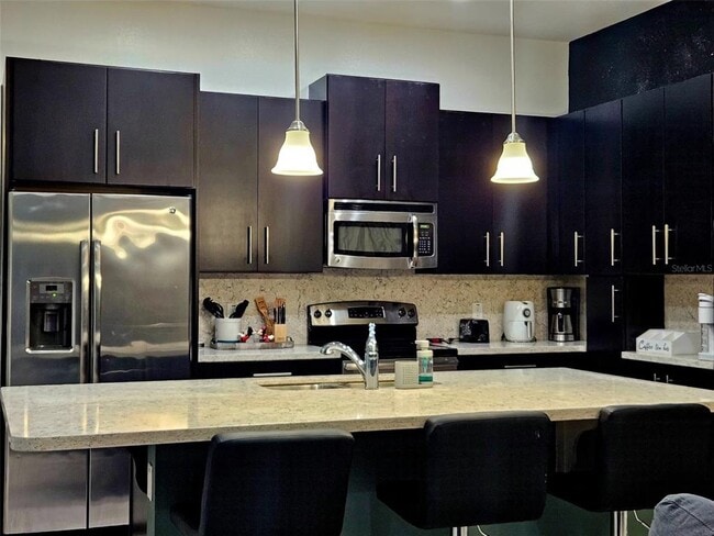 Photo - 386 Captiva Dr