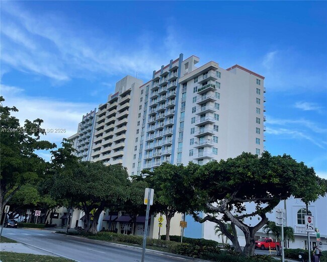 Photo - 3000 Coral Wy Unit 1501