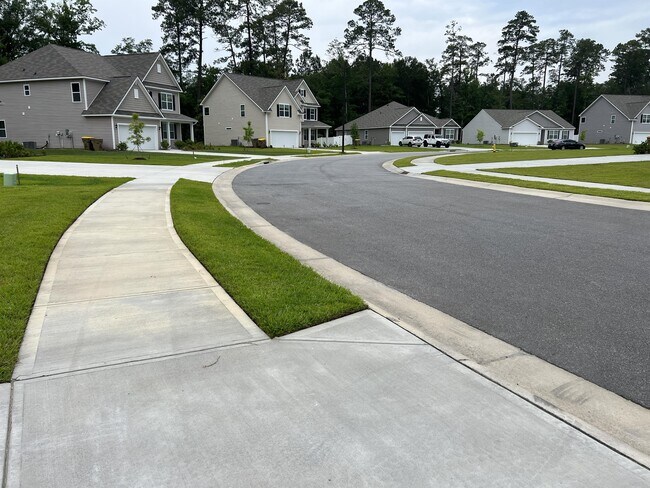 Photo - 56 Woodford Reserve Dr