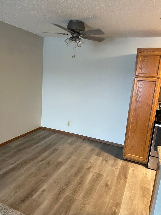 Photo - Parkwood Apartments