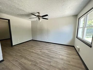 3010 Indiana Ave Unit 2