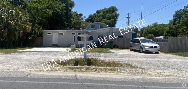 Building Photo - 523 Bob Sikes Blvd Rental