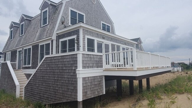 Building Photo - 15 49th St Rental