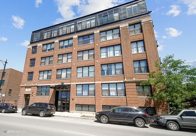 Photo - 2911 N Western Ave Apartamento Unidad #313