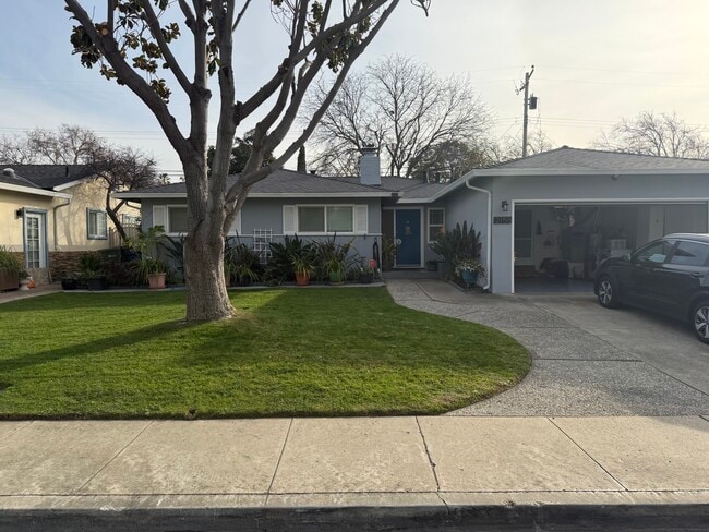 Photo - 2158 Cabrillo Ave