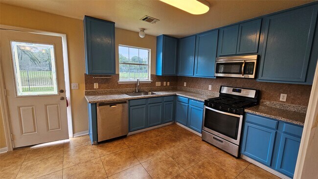 Photo - 22135 Greengate Dr