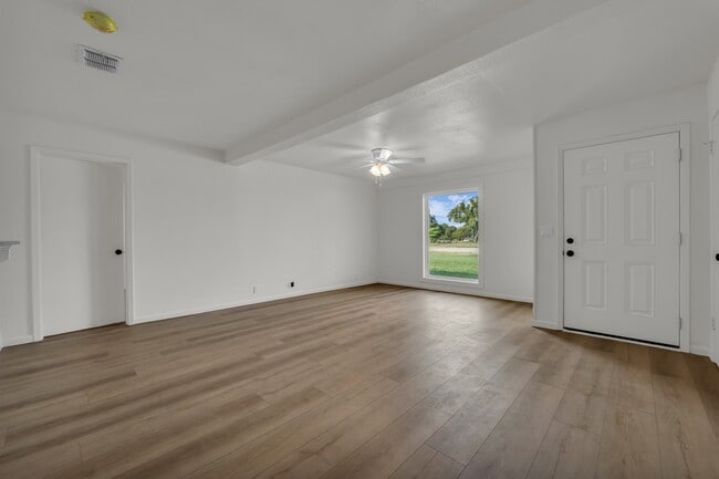 Photo - Country Place Apartments