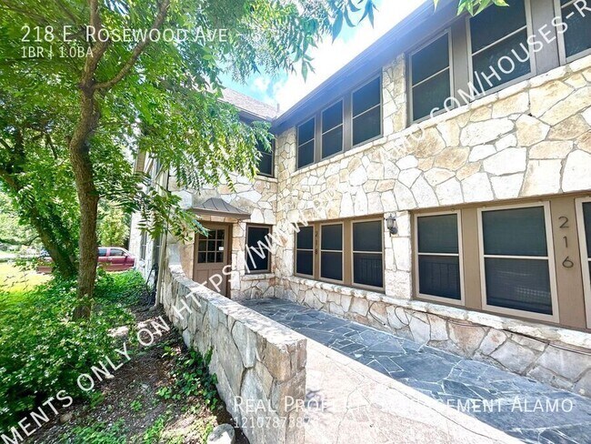 Photo - 218 E Rosewood Ave Unit 3
