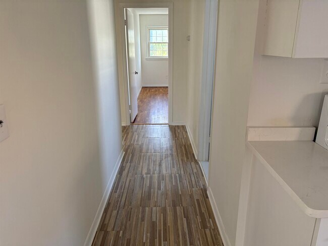 Photo - 6219 Polk St