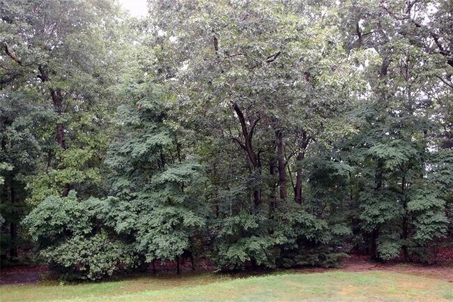 52 Charcalee Dr