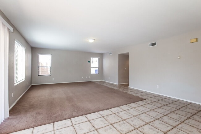 Photo - 16186 N 158th Dr