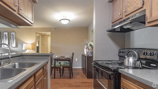 2BR,2BA,-934SF The Preakness - Steeplechase Apartments