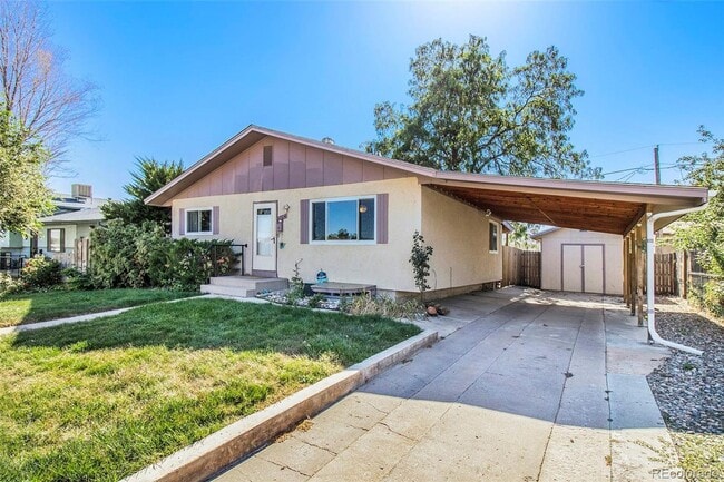 Photo - South Side Ranch with CENTRAL AIR