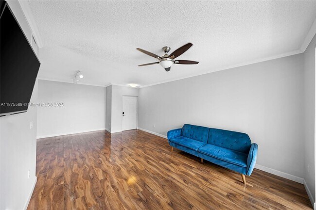 Photo - 17125 N Bay Rd Unit 3301