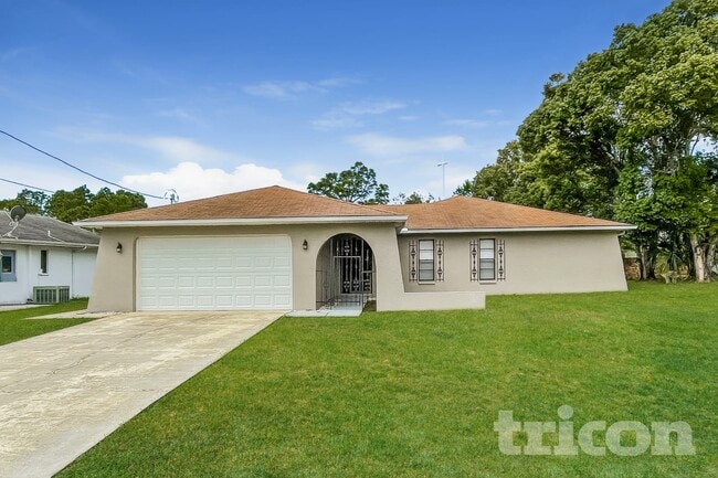 Building Photo - 2001 Deborah Dr