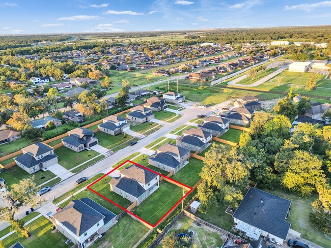 Photo - 422 Magnolia Ln