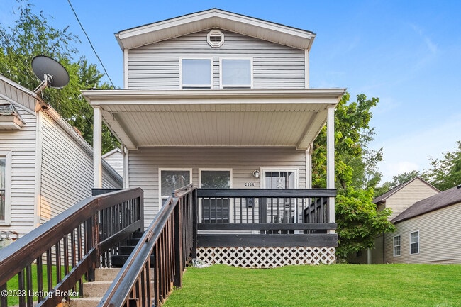 Photo - 1832 W Kentucky St