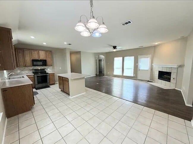 13645 Valley Mills Dr
