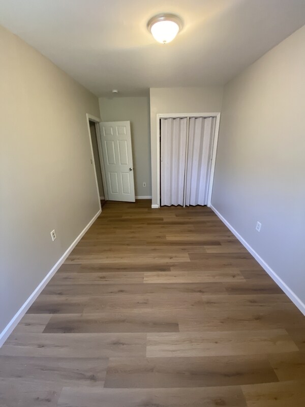 Building Photo - 12-20-20 Rockville St