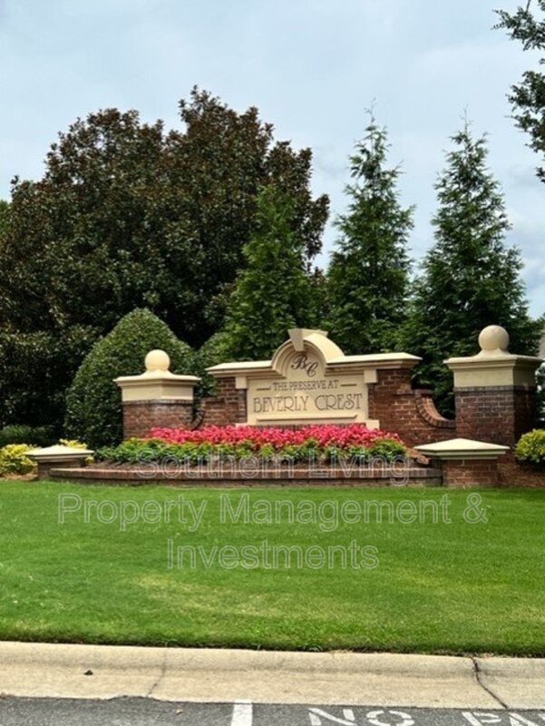 Photo - 8214 Drakeview Ct