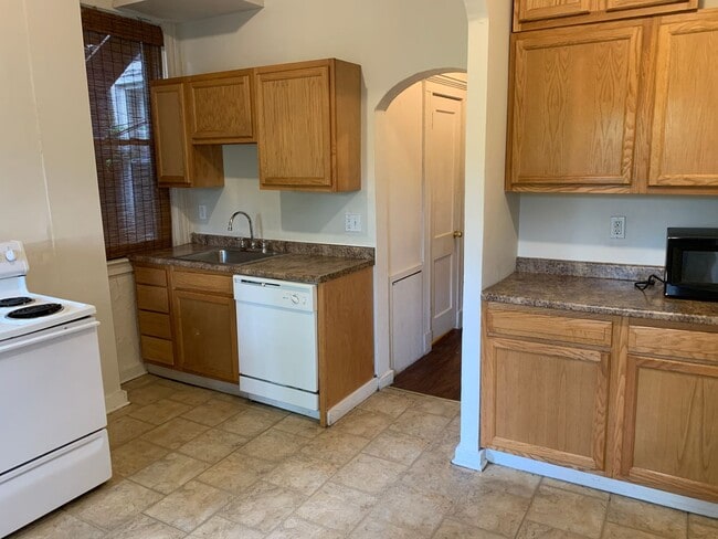 Photo - 29 Welsford St Unit Floor #1