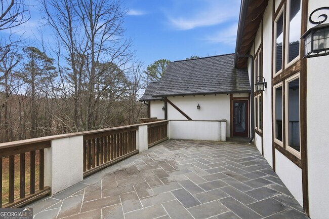 Photo - 1776 Old Country Pl