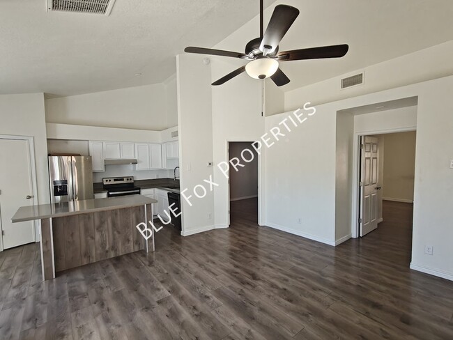 Photo - 3049 Avenida Destino