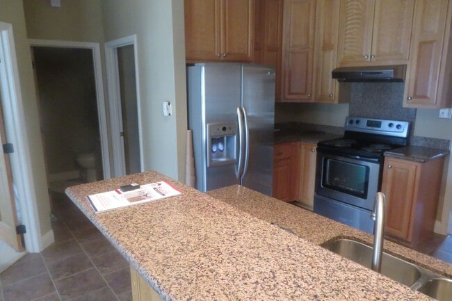 Photo - 442 Country Club Rd