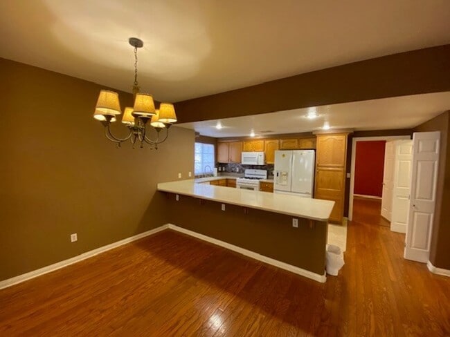 Photo - 3327 Erva St