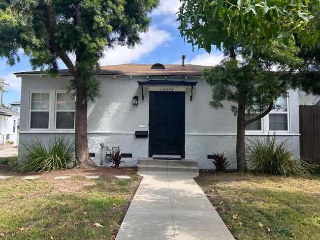 10574 Ayres Ave Unit prime westside hidden gem