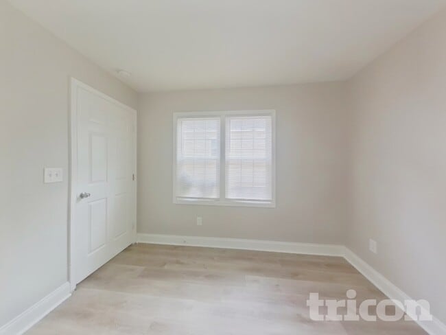 Photo - 717 West Blvd House