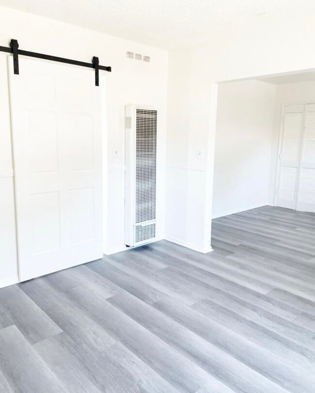 Photo - 440 W 23rd St Unit B